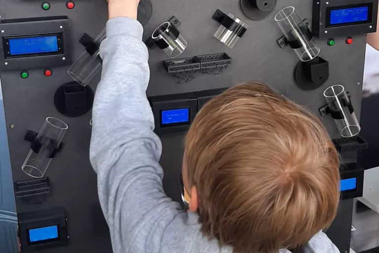 De computer as scientist