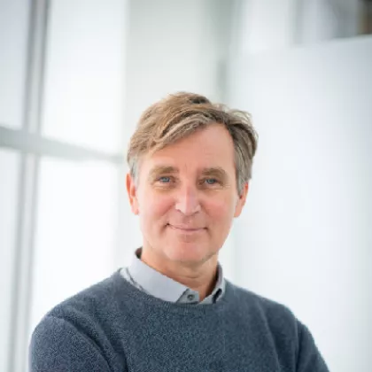 Claude Libert